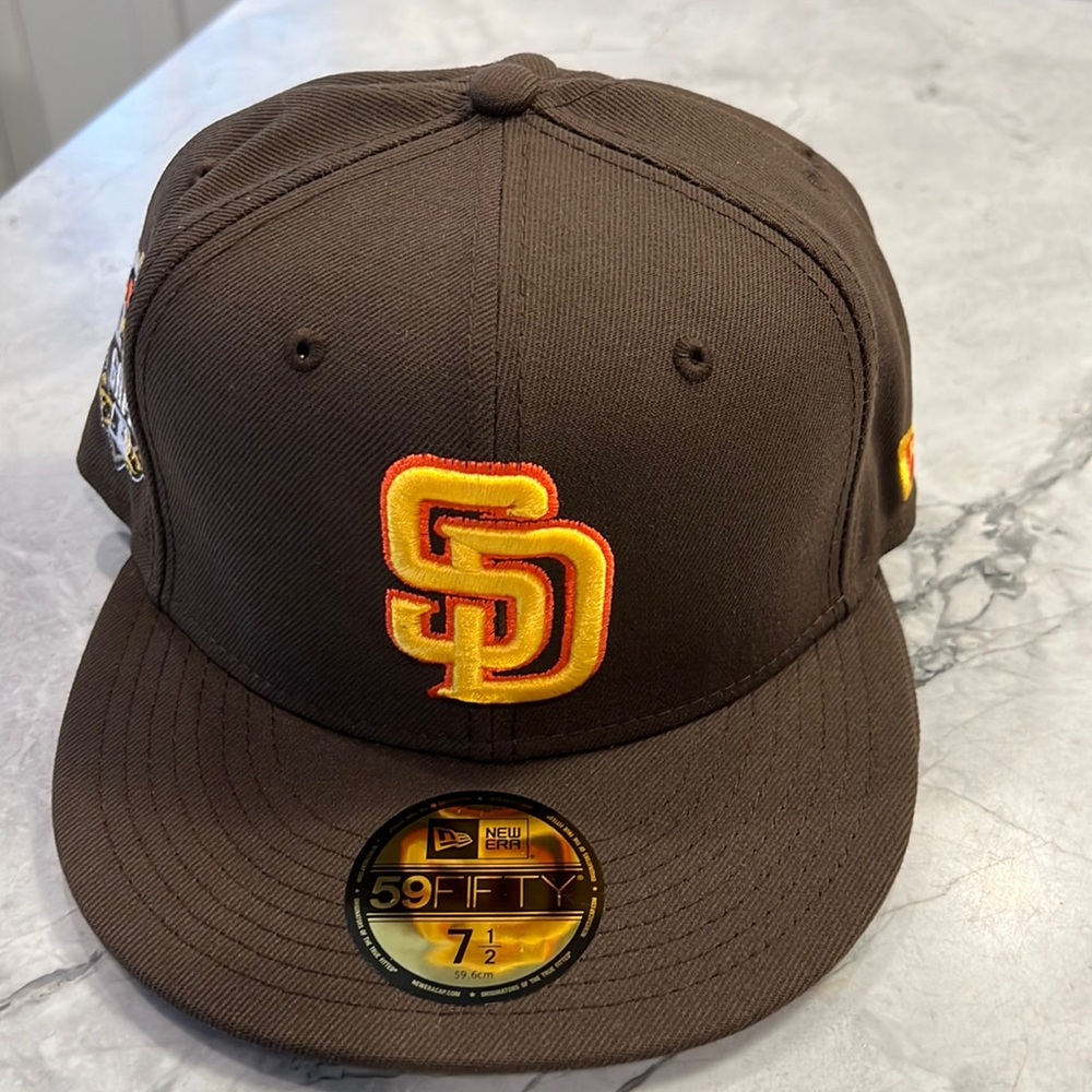 New Era fitted Padres hat size 7 1/2